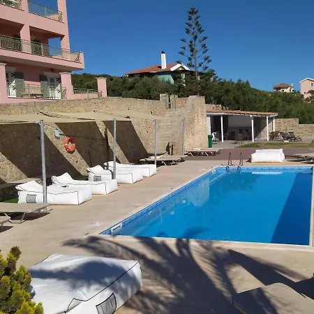 Lagoon View - Adults Only Apartment *