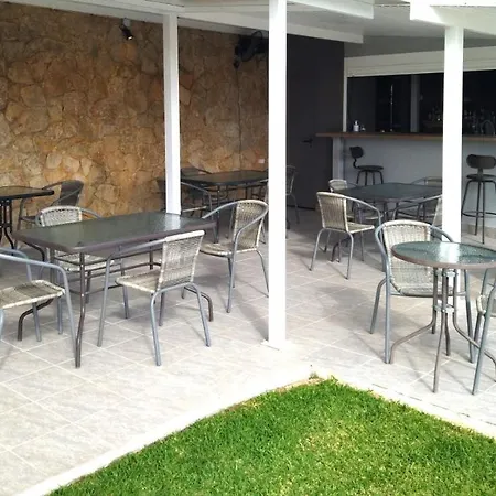 Lagoon View - Adults Only Apartment *