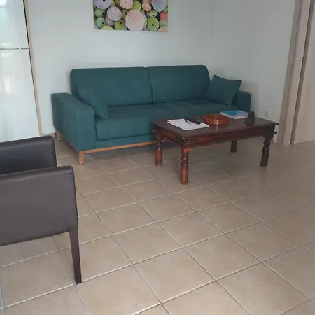 Lagoon View - Adults Only Apartment *
