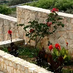 Lagoon View - Adults Only Apartment